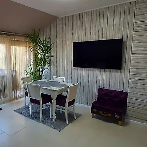 Hetvezer Penthouse Seghedin